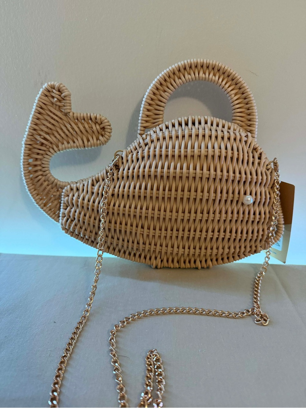 Woven Straw Fish-Shaped Handbag in Natural Tan